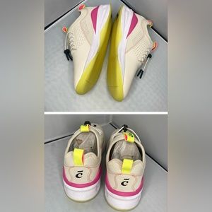 Clove shoes Lemon Aids Size 7.5 (true to size)